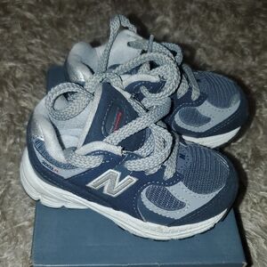 New Balance Kids' Navy and Gray Sneakers